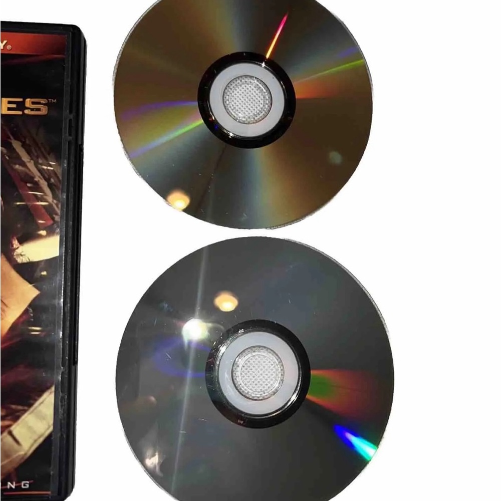 The Hunger Games (DVD, 2012, 2-Disc Set) - Picture 2 of 4